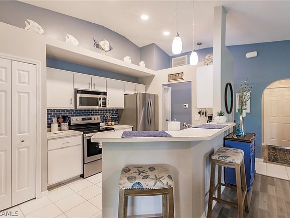 5th image of 408 Bethany Village Cir