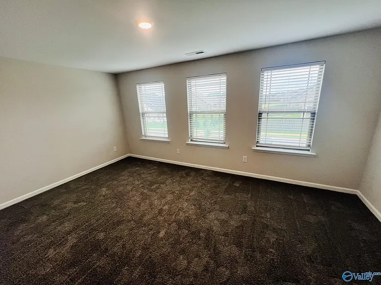 16423 Demi Dr — Photo 19