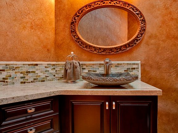 Main living room bath