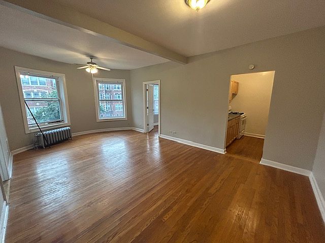 1st image of 1154 W Lunt Ave APT 206