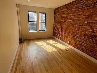 Rented by PMG Real Estate 