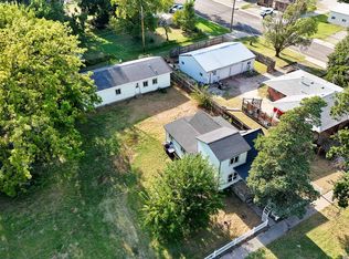 409 S Walnut St, Douglass, KS 67039