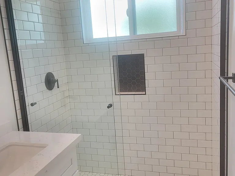 1261 S Citrus Ave #2 — Photo 16