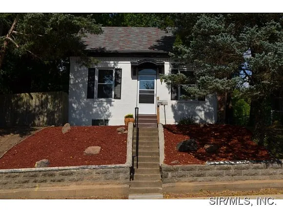727 W Lincoln St photo 1
