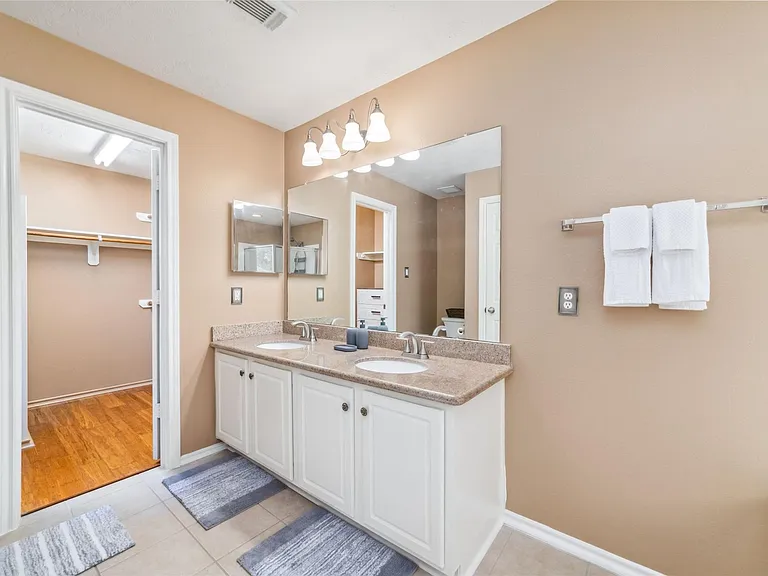 203 W Stedhill Loop — Photo 25