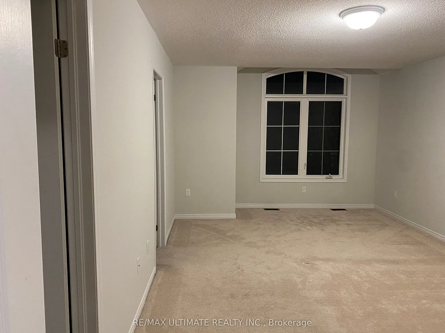 3 bed, $2,900 — Photo 3