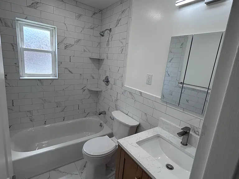 2nd bathroom