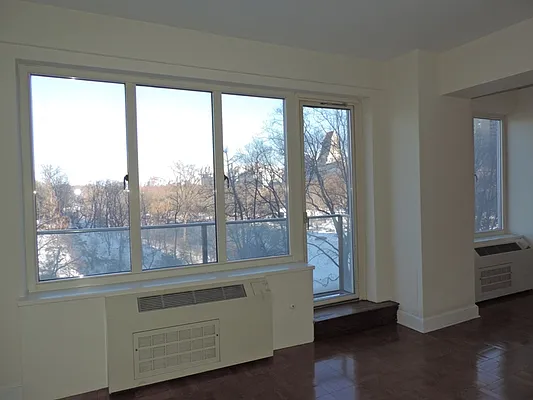 Rented by essential NEW YORK Real Estate | media 34