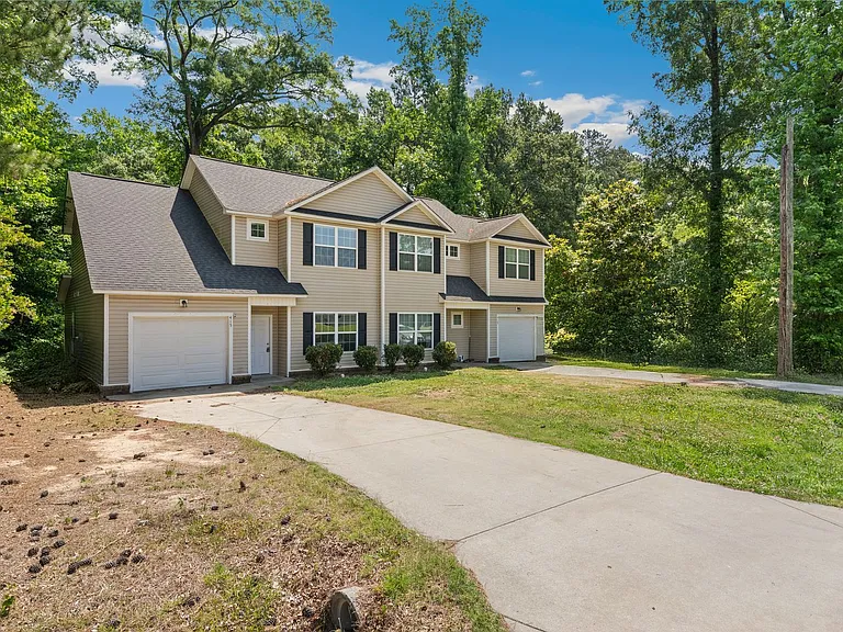 415 Aversboro Rd — Photo 2