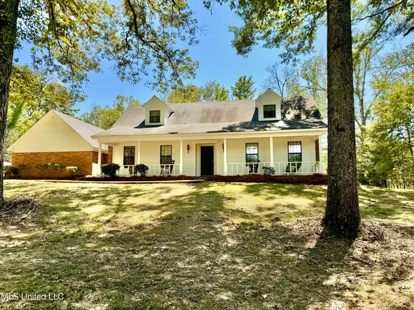 9401 Lebanon Pinegrove Rd, Terry, MS 39170