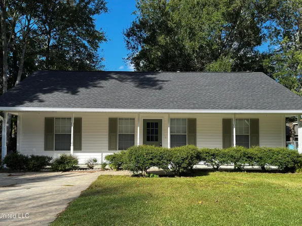 3308 Neptune Dr, Gautier, MS 39553