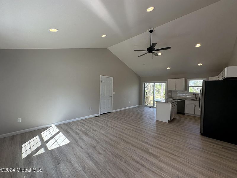 5th image of 58 Overlook Drive