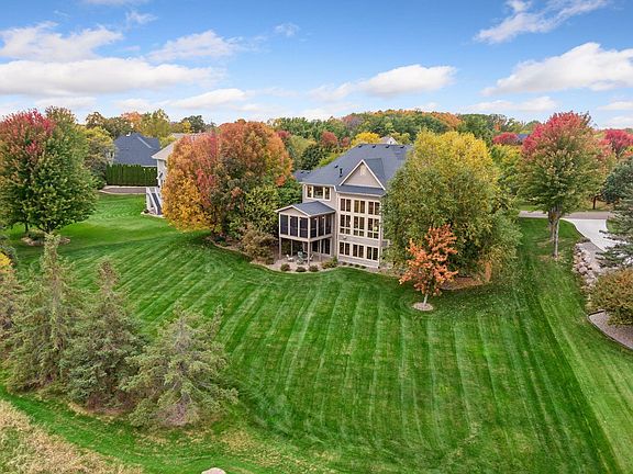 2nd image of 390 Lythrum Ln