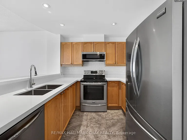 2 Toronto St #1205 — Photo 6