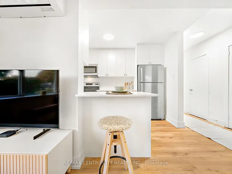 232 Elm St #3 — Photo 14