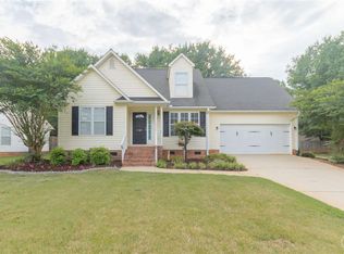 817 Thistle Ct, Boiling Springs, SC 29316