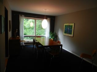 17916 La Haigh Rd, Homewood, IL 60430