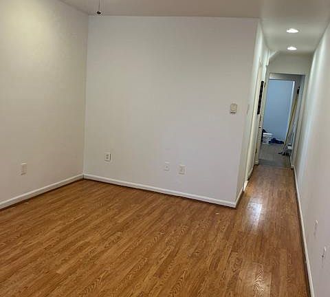 5th image of 346 S Payson St