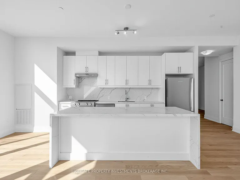 27 Korda Gate #Penthouse 102 — Photo 15