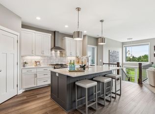 11168 6th Street Cir N, Lake Elmo, MN 55042