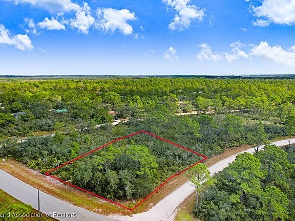 5th image of 1177 Lake Hill Dr