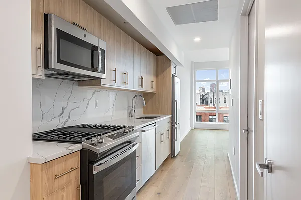 Rented by Corcoran | media 19