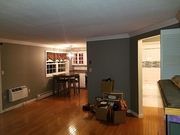 5th image of 41 Farrwood Ave