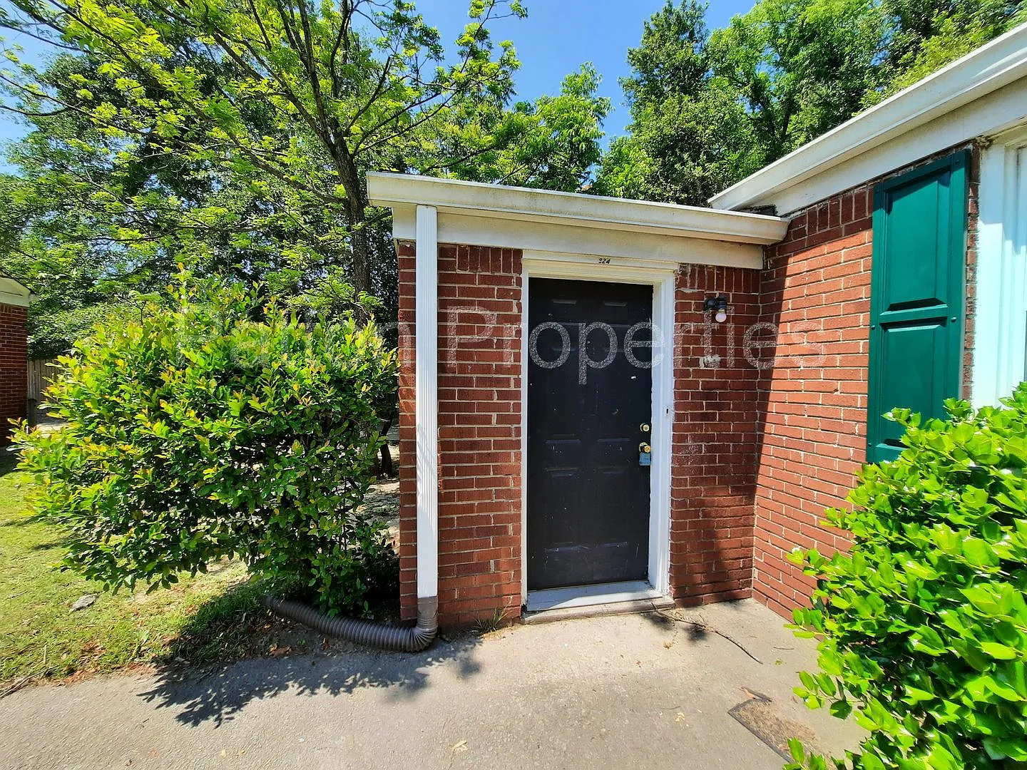818-828 Raleigh Street - Outside CoC - TMS# 004658-02-012 — Photo 2