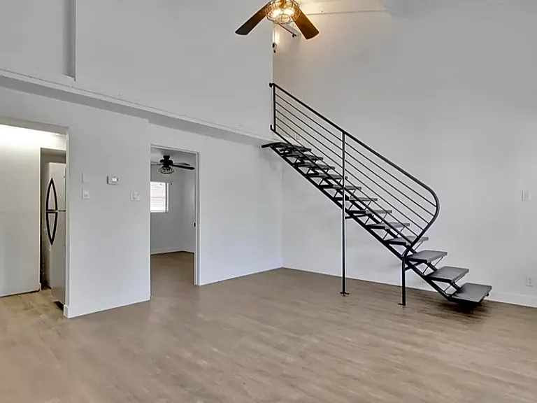 Lofts on 3rd — Photo 21