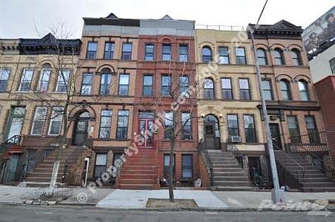 2nd image of 412 E 134th St