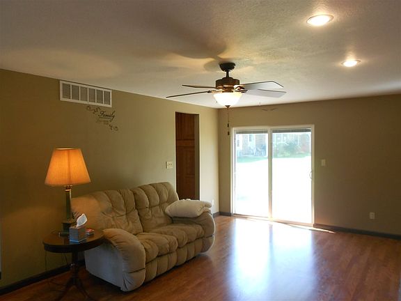 5th image of 1417 W Rose Dr