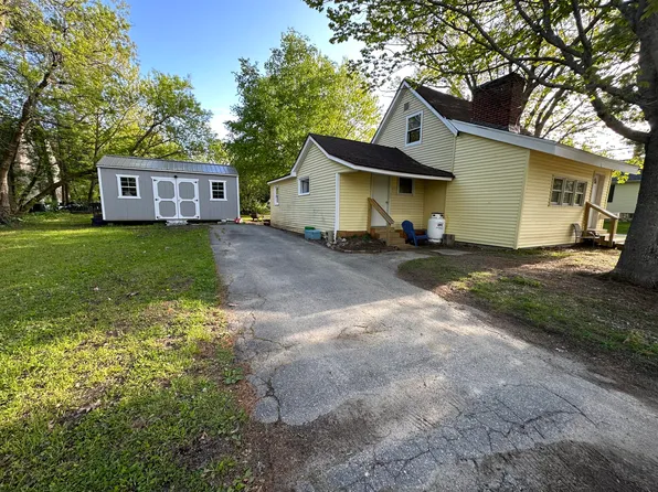 6 Washington Street, Lincoln, ME 04457