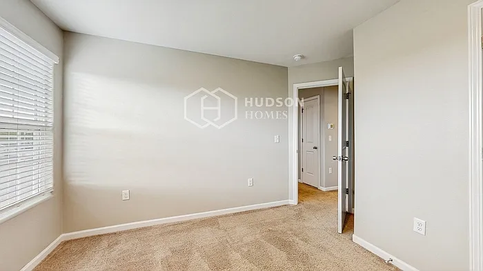388 Aubrey Woods Dr — Photo 18