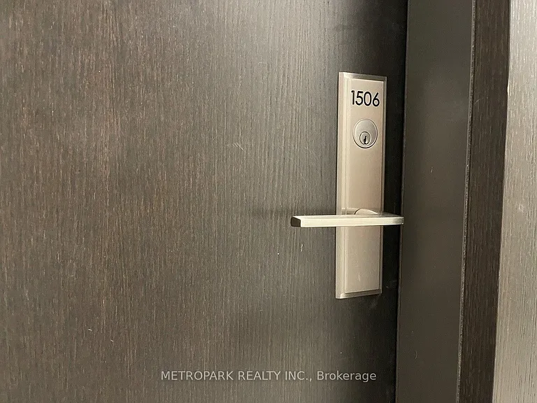 9000 Jane St #1506 — Photo 3
