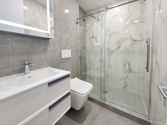 3rd image of 148 Atlantic Ave #2R