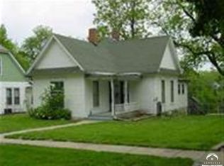 809 Cherokee St, Oskaloosa, KS 66066