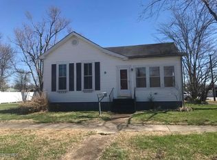 900 Catherine St, Metropolis, IL 62960