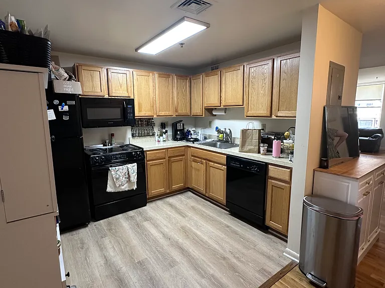 233 Bay St #305 — Photo 3