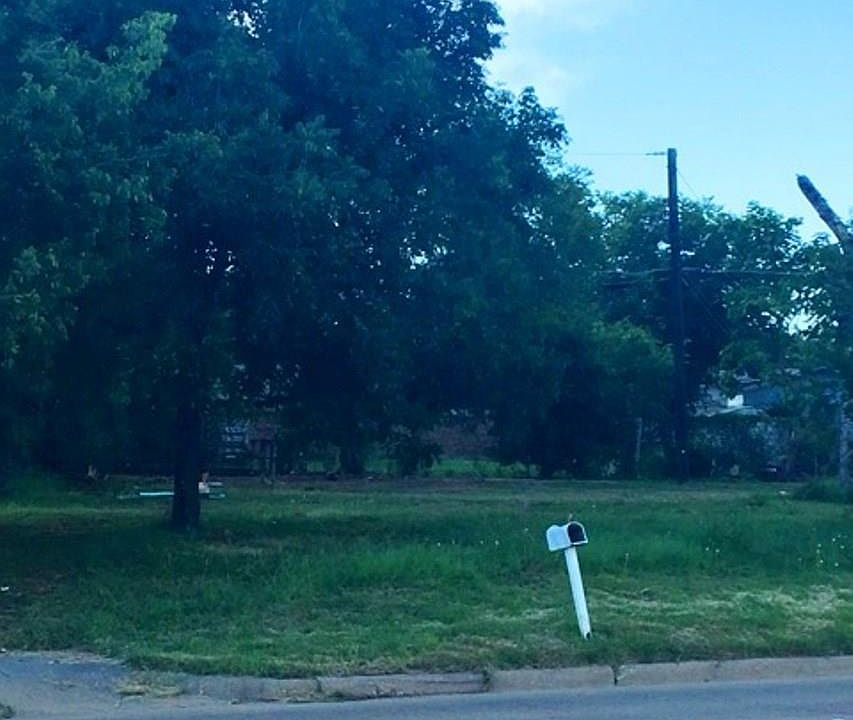 2nd image of 5504 W Vickery Blvd