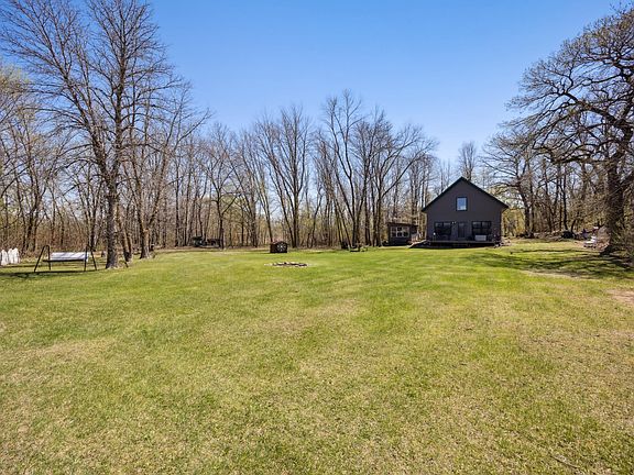 3rd image of 9688 Walleye Rd NW