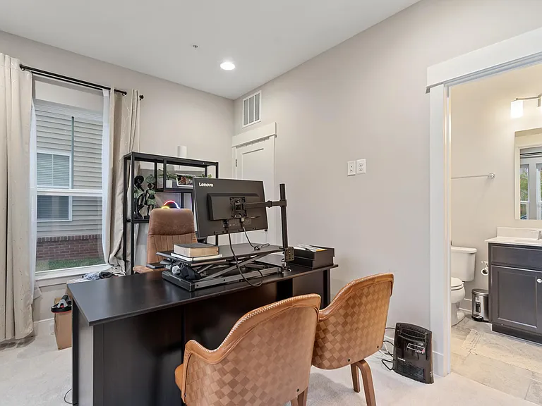 22968 Clarence Walk Ter — Photo 10