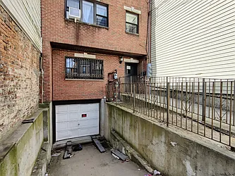 Rented by Signature Property Realty