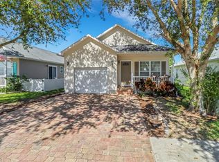 398 Leawood Cir, Naples, FL 34104