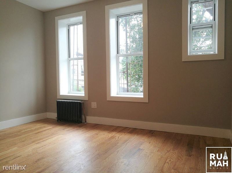 2nd image of 7230 67th St APT 4