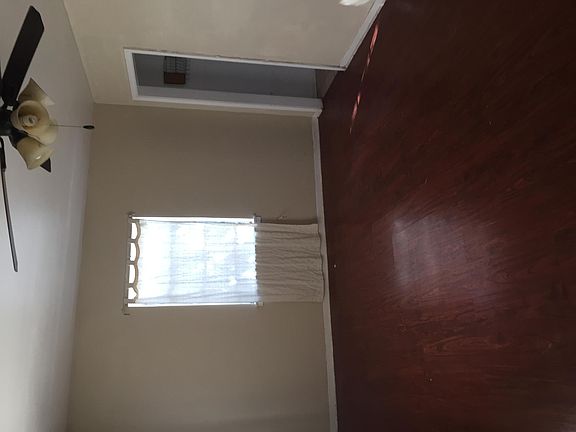 5th image of 3705 Kemp Ave