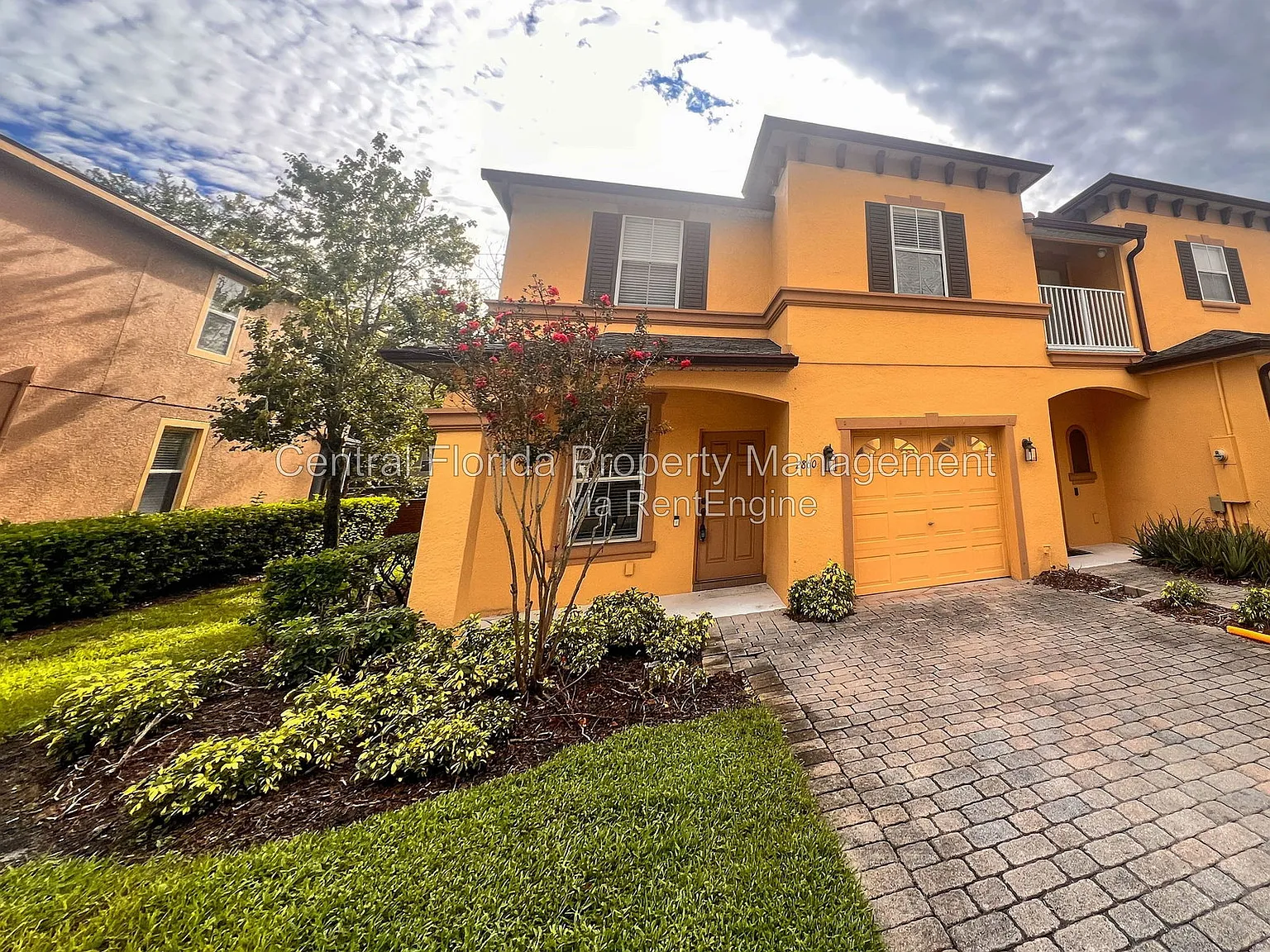 3 bed, 2.5 bath, 1406 sqft, $2,100 — Photo 3