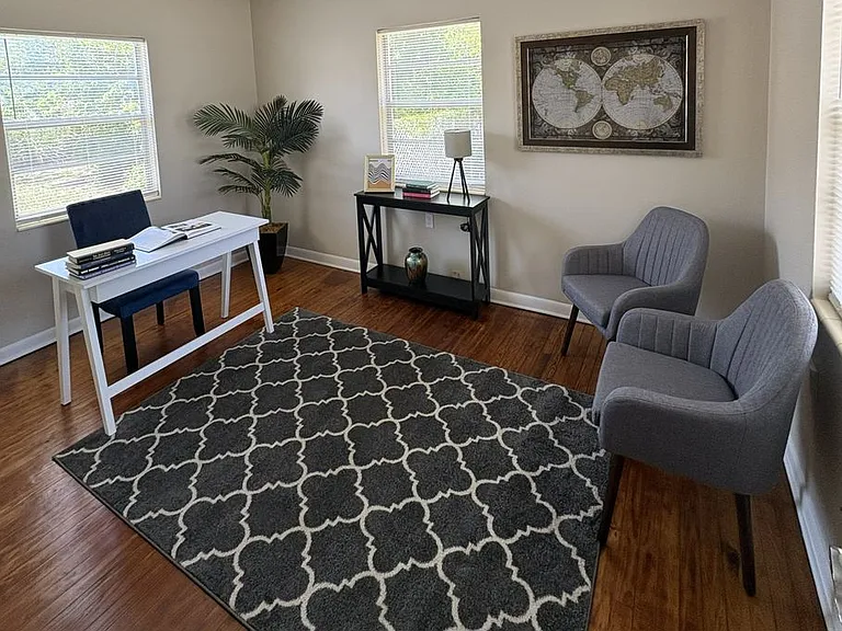 1014 E Okaloosa Ave — Photo 9