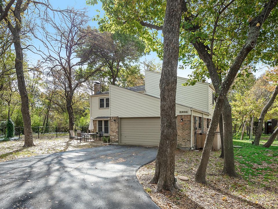 Surrounded by trees in a quiet cul de sac. Very serene setting.