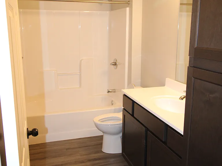 Dreamsville Apartments — Photo 52