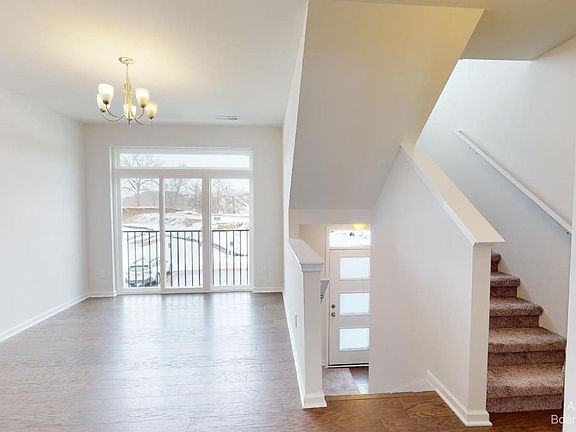 5th image of 2715 Bristol Ridge Dr Unit 3